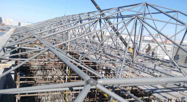 渭南细数网架装配中抉择应用钢结构对室第的优势